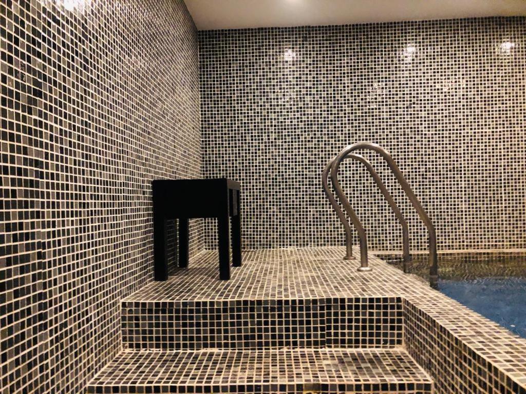 Grand Tamarind Lake 카타라가마 외부 사진